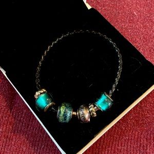 ❗️LAST PRICE DROP❗️Charm Bracelet (Micheal Hill)